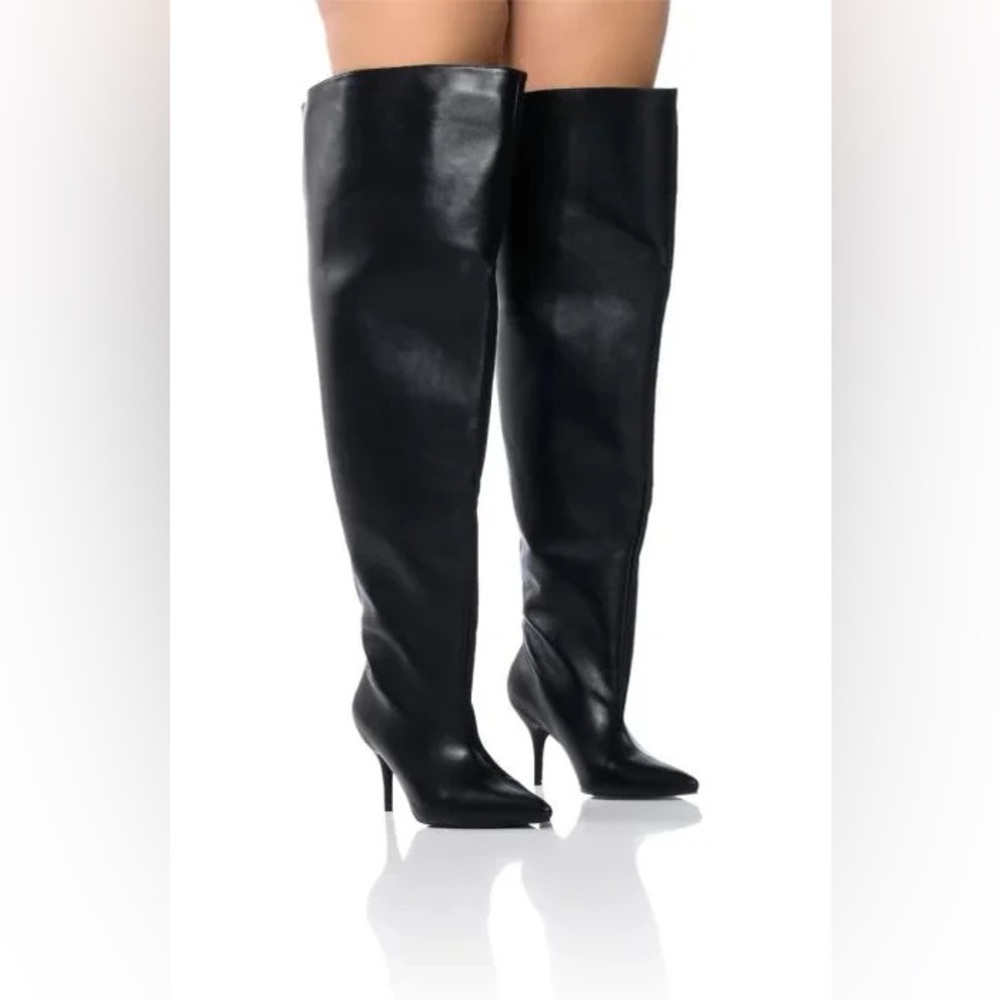 AZALEA WANG AMBY BUCKET BOOT IN BLACK